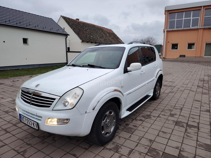 SsangYong Rexton 2.7