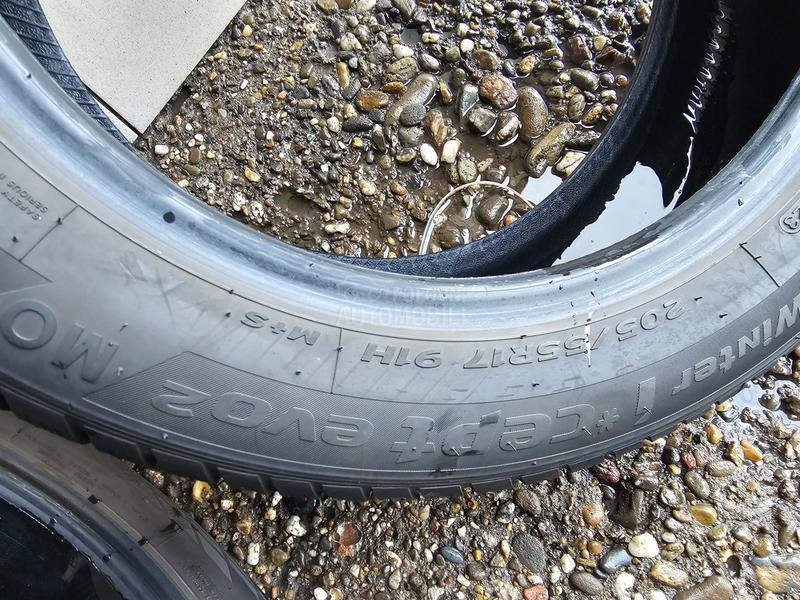 Hankook 205/55 R17 Zimska