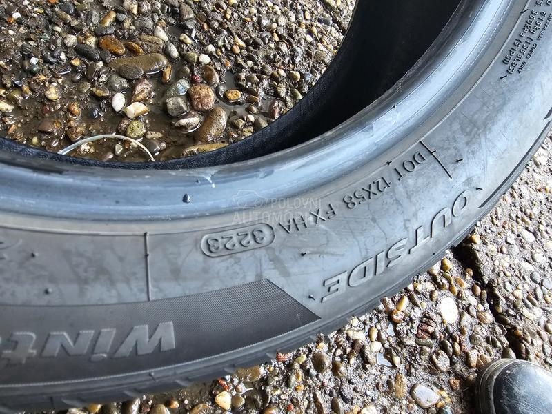 Hankook 205/55 R17 Zimska