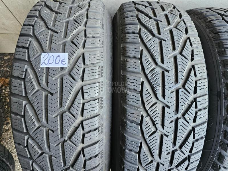 Riken 215/65 R17 Zimska