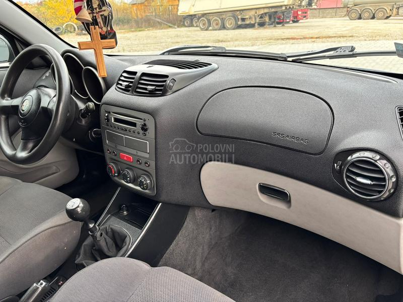 Alfa Romeo 147 1.9JTD 8v