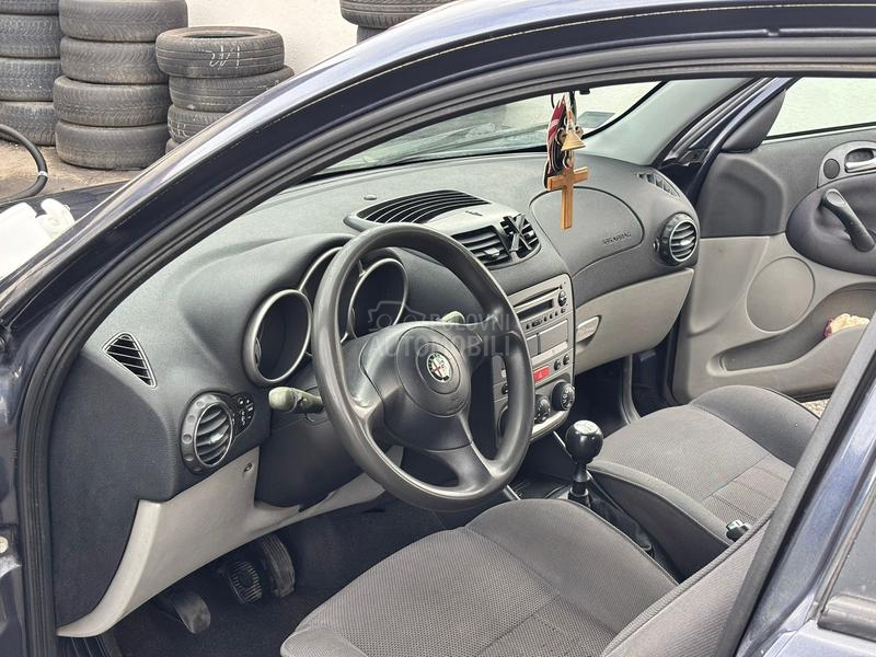 Alfa Romeo 147 1.9JTD 8v