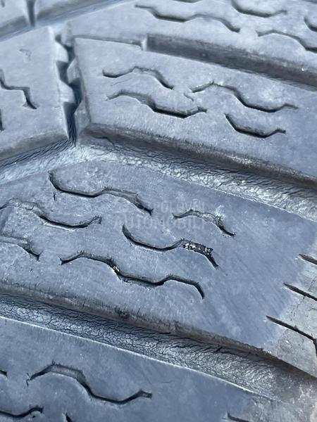 Continental 215/65 R16 Zimska