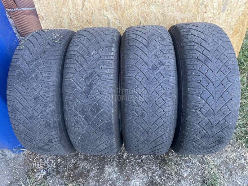 Continental 215/65 R16 Zimska