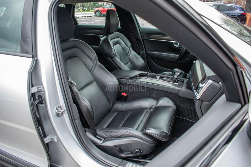 Volvo V90 Cross Country AWD