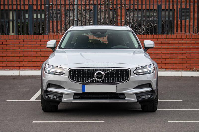 Volvo V90 Cross Country AWD