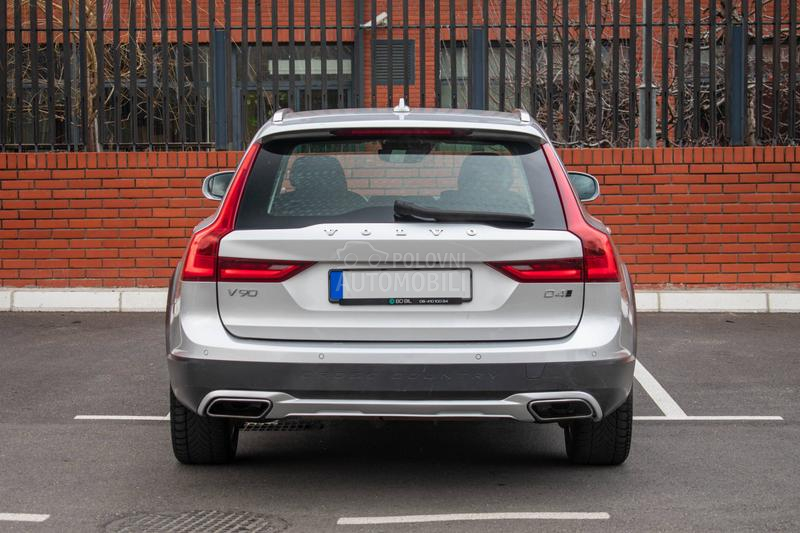 Volvo V90 Cross Country AWD