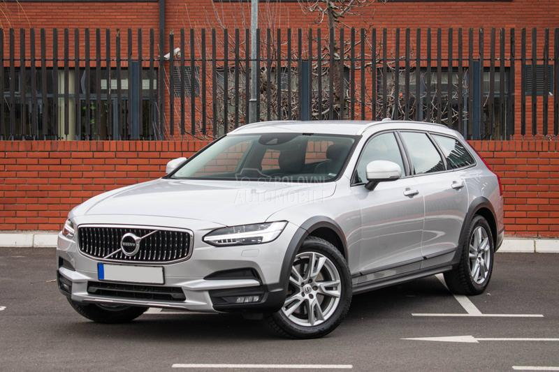 Volvo V90 Cross Country AWD