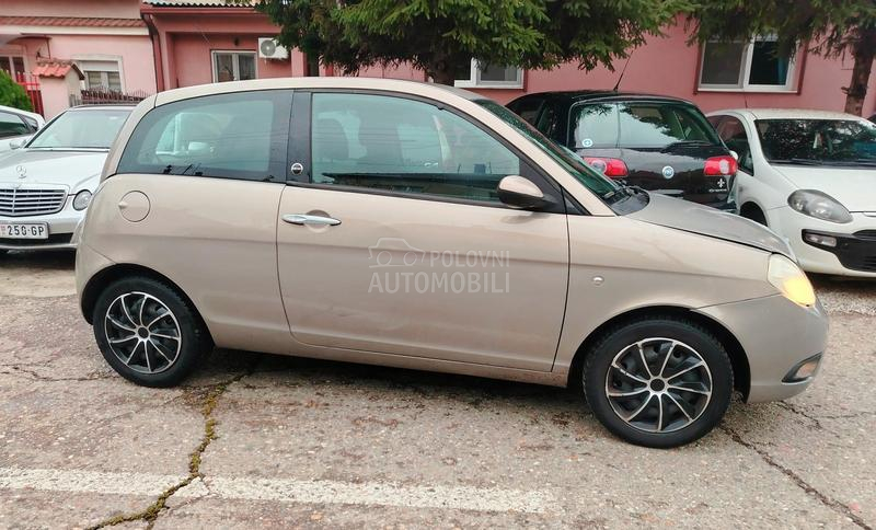 Lancia Ypsilon 1.4 TNG