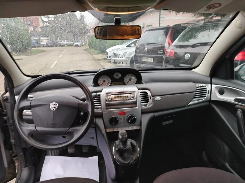 Lancia Ypsilon 1.4 TNG