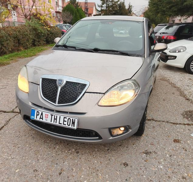 Lancia Ypsilon 1.4 TNG