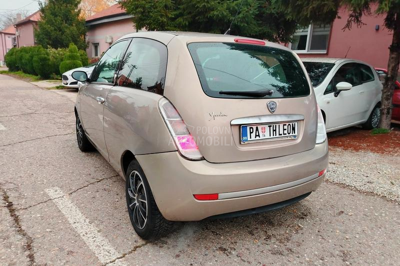 Lancia Ypsilon 1.4 TNG