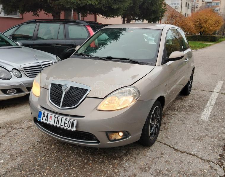 Lancia Ypsilon 1.4 TNG