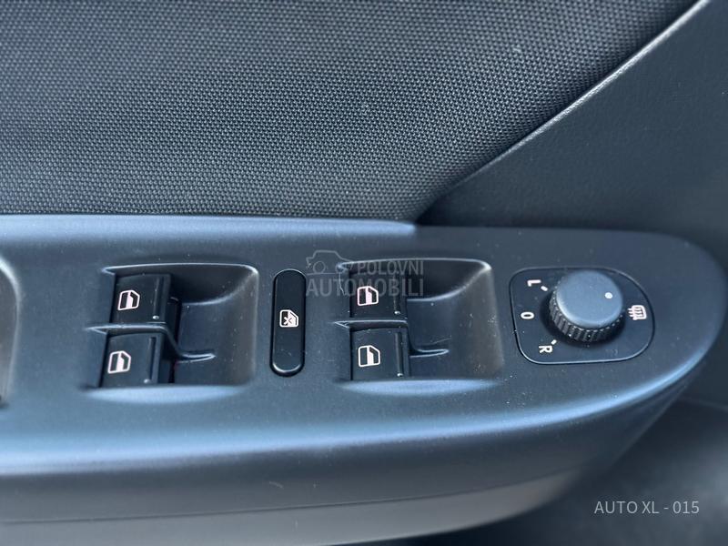 Volkswagen Passat B6 1.9 TDI // HIGHLINE