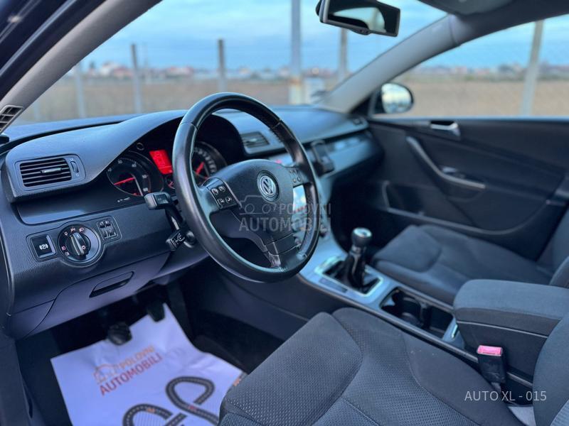 Volkswagen Passat B6 1.9 TDI // HIGHLINE