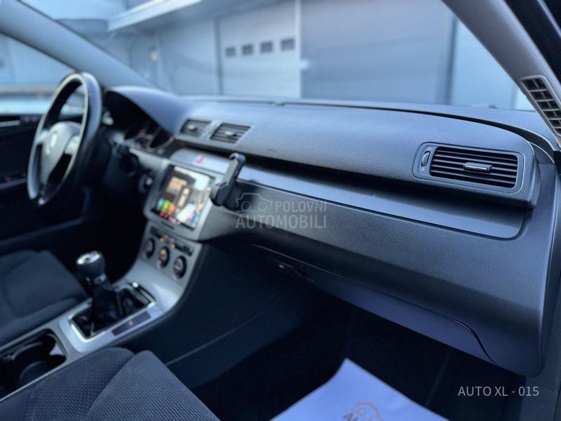 Volkswagen Passat B6 1.9 TDI // HIGHLINE