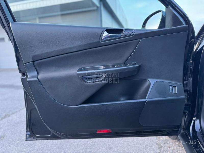 Volkswagen Passat B6 1.9 TDI // HIGHLINE