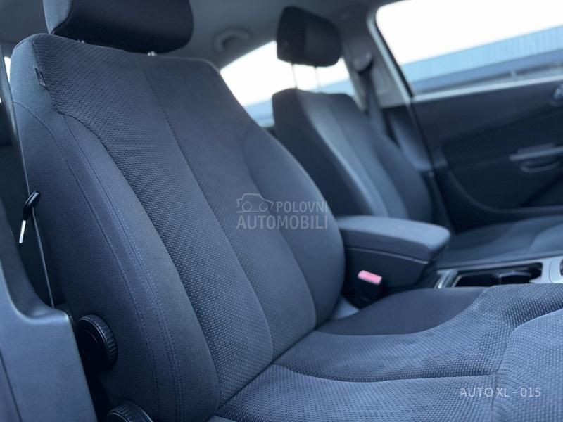 Volkswagen Passat B6 1.9 TDI // HIGHLINE