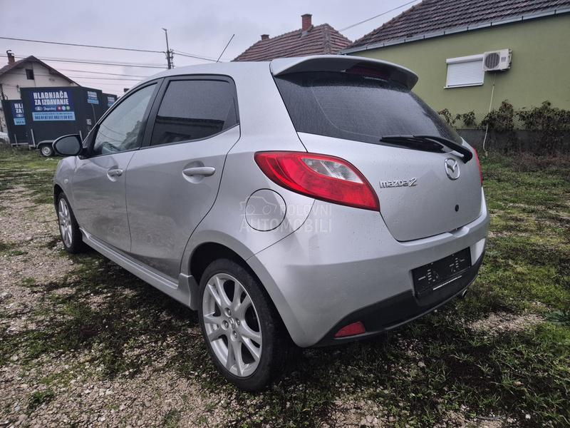 Mazda 2 1.5