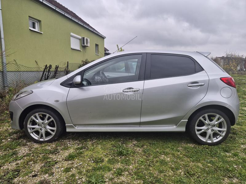 Mazda 2 1.5