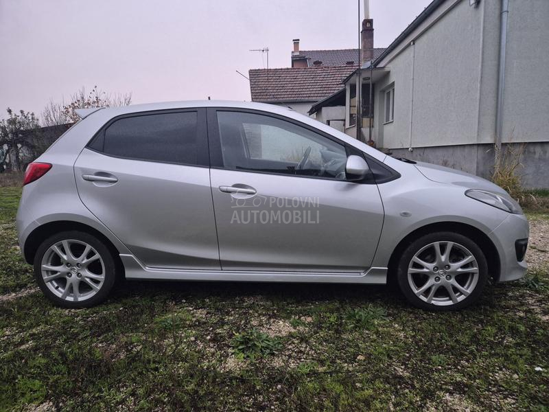 Mazda 2 1.5