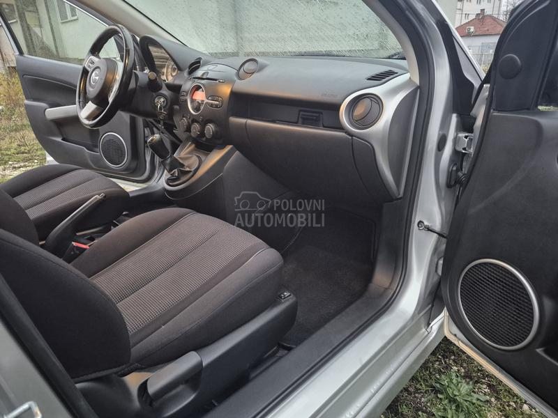 Mazda 2 1.5