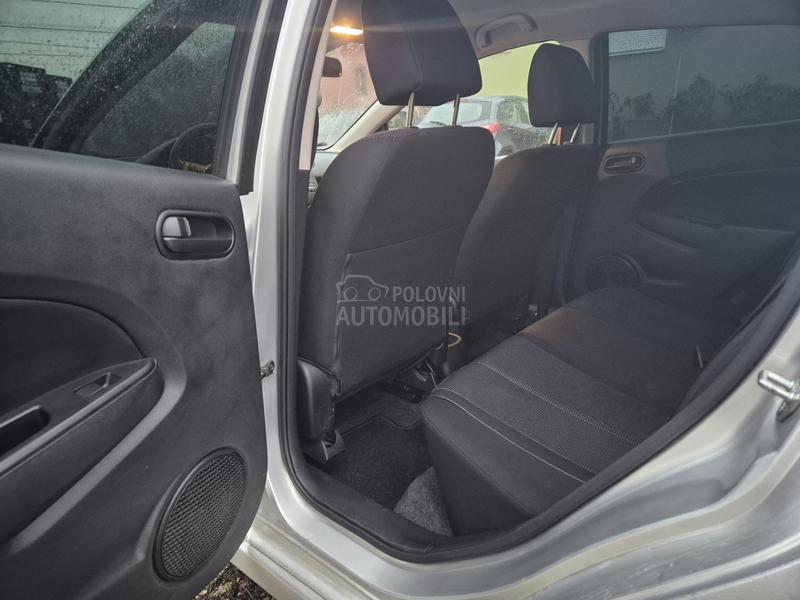Mazda 2 1.5