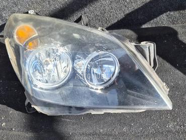 desni far za Opel Astra H od 2003. do 2008. god.