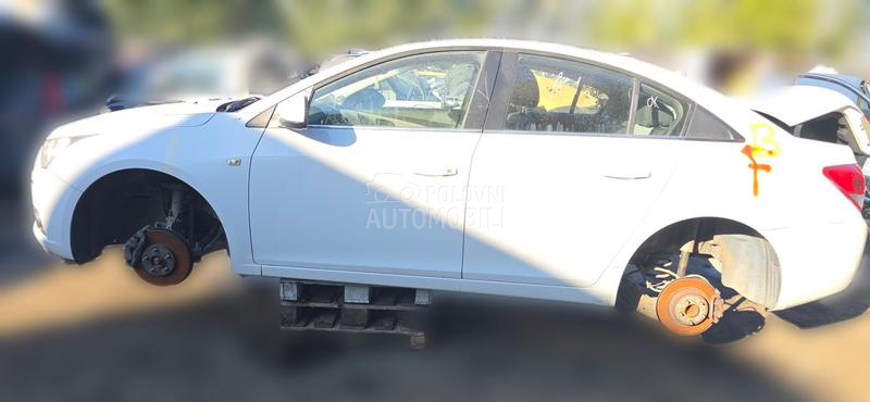 Delovi za Chevrolet Cruze Z20D1 2012. god.