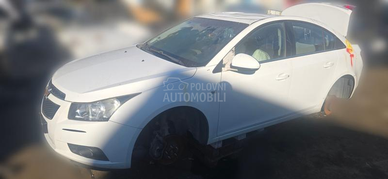 Delovi za Chevrolet Cruze Z20D1 2012. god.