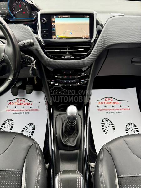 Peugeot 2008 1.6HDI ALLURE/LED