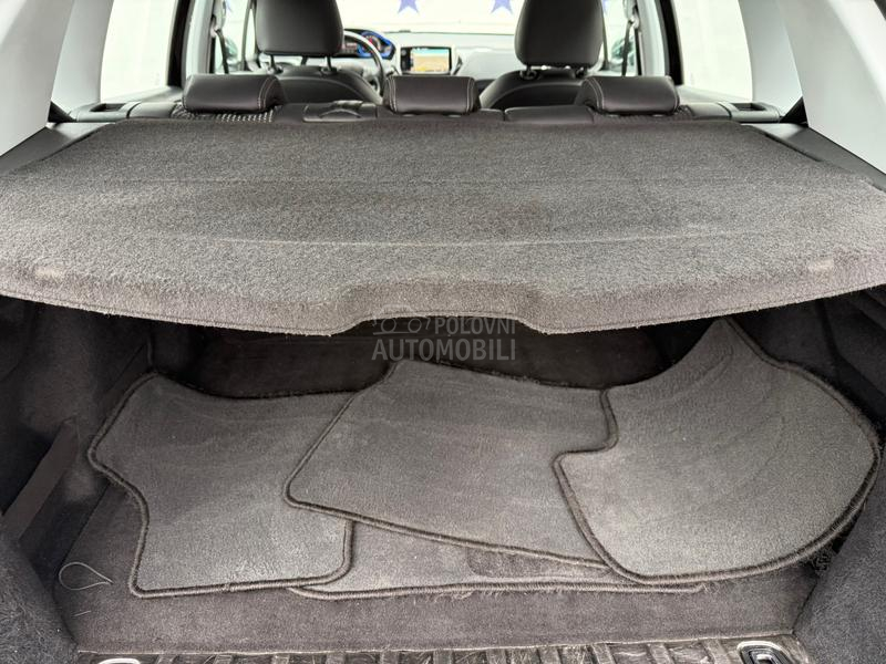 Peugeot 2008 1.6HDI ALLURE/LED