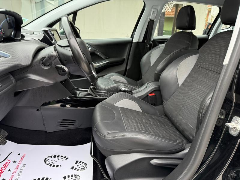 Peugeot 2008 1.6HDI ALLURE/LED