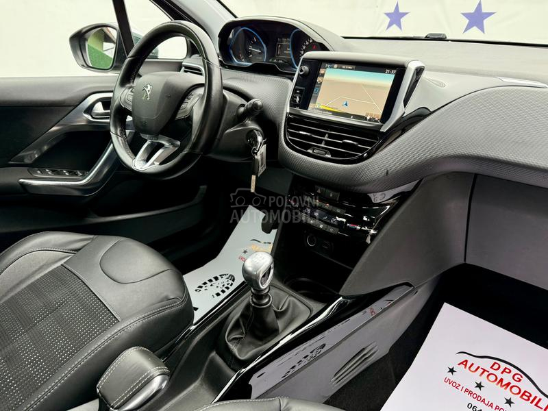 Peugeot 2008 1.6HDI ALLURE/LED