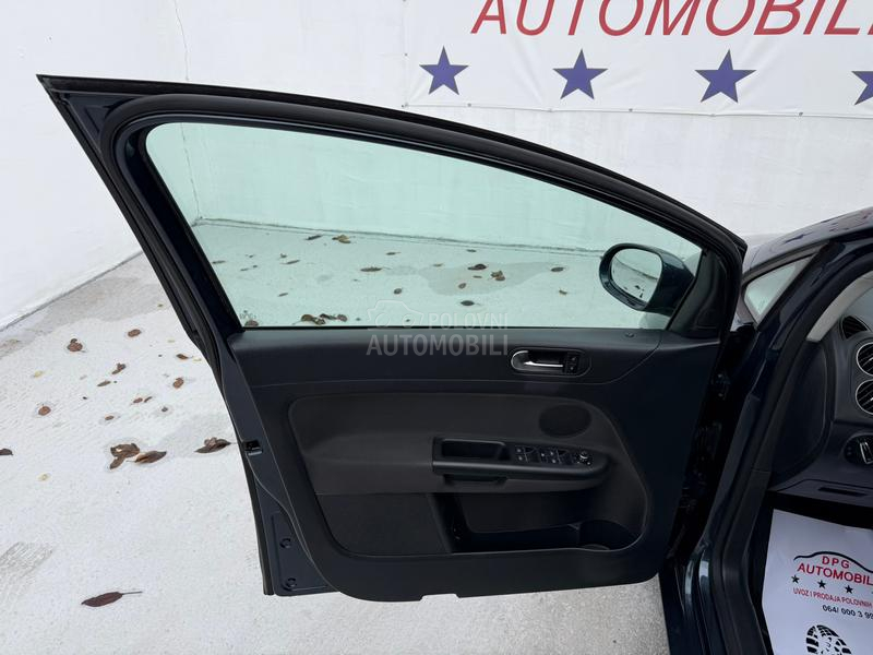 Volkswagen Golf Plus 1.6TDI DSG HIGHLINE