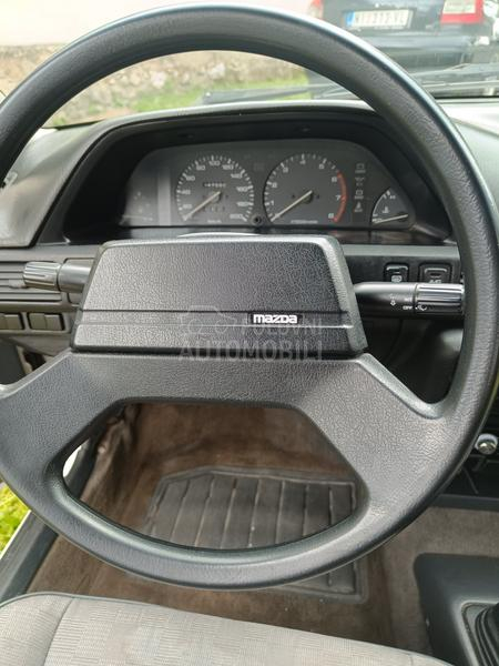 Mazda 323 sedan