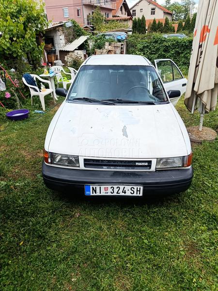 Mazda 323 sedan
