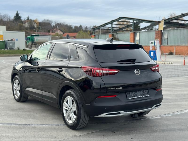 Opel Grandland X PureTech ULTIMATE