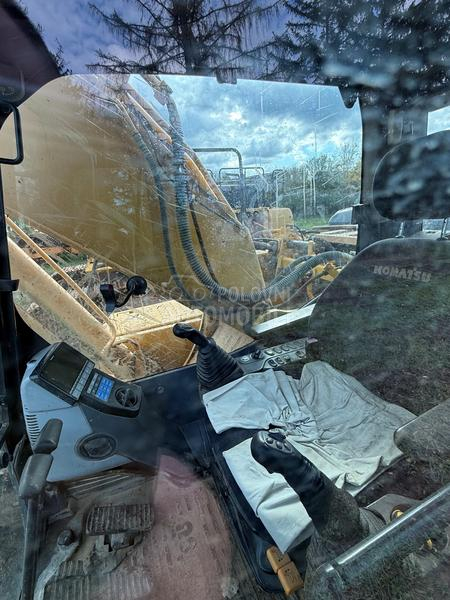 Komatsu PC 210 LC