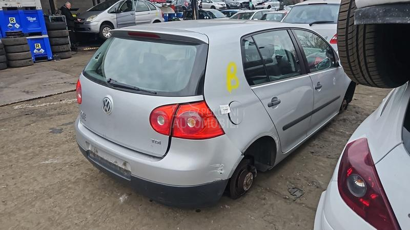 Golf 5 Vrata