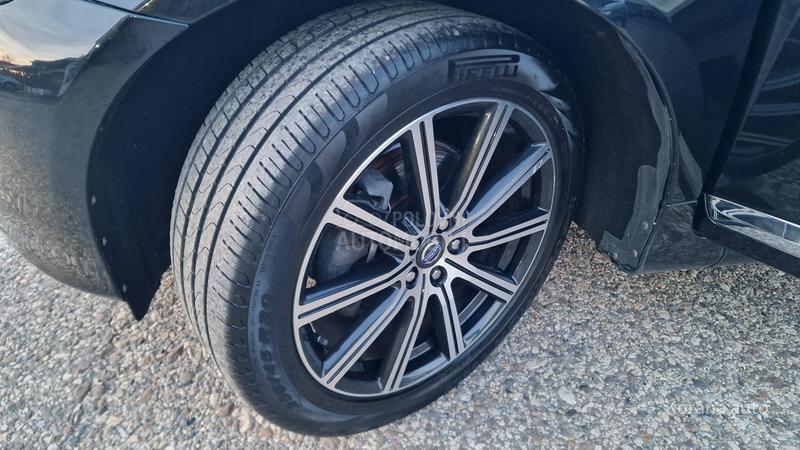 Volvo XC60 2.4 D5 AWD SUMMUM