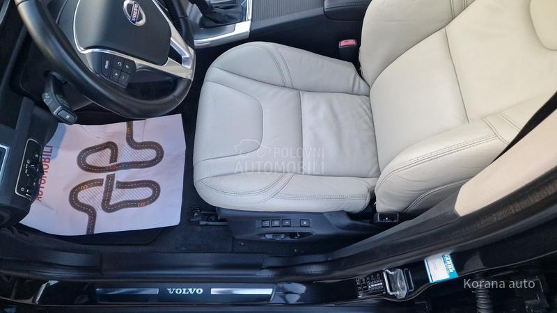 Volvo XC60 2.4 D5 AWD SUMMUM