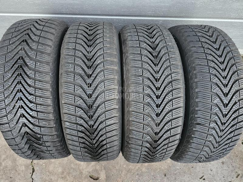 Vredestein 185/60 R15 Zimska