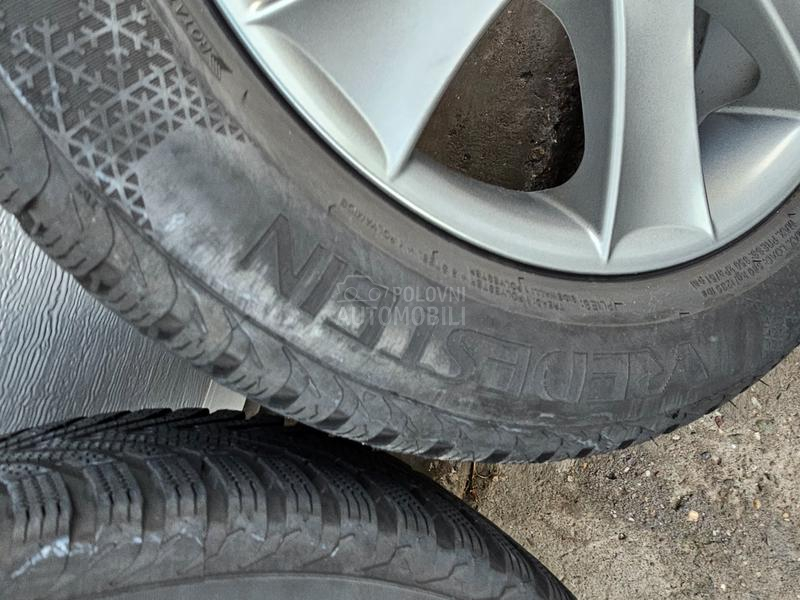 Vredestein 185/60 R15 Zimska