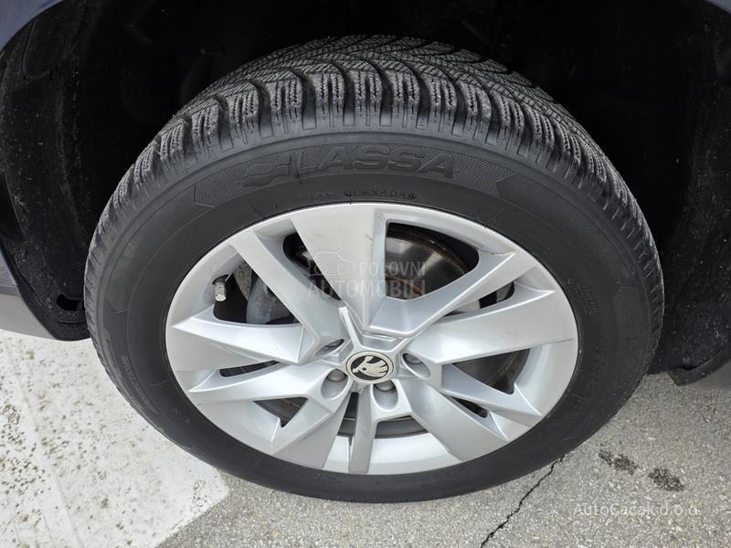 Škoda Karoq 1.5 TSI DSG STYLE