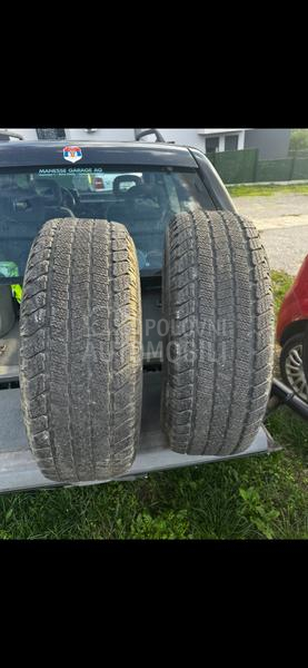 Goodyear 255/75 R15 Zimska