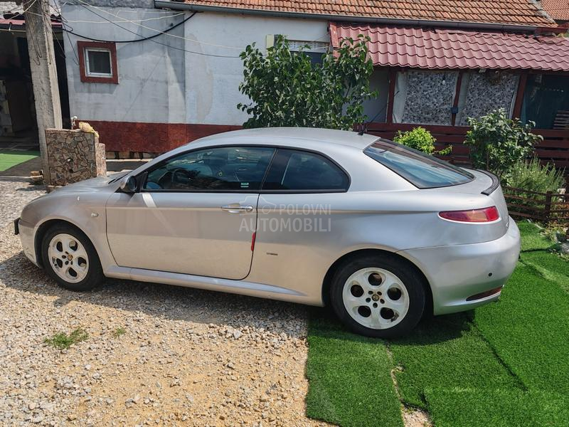 Alfa Romeo GT jtdm