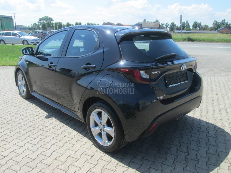 Toyota Yaris 1.5 HYBRIDE
