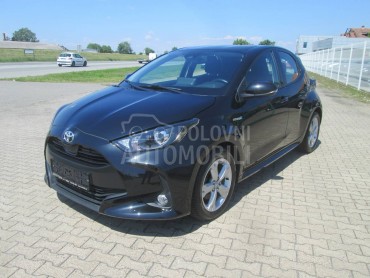 Toyota Yaris 1.5 HYBRIDE
