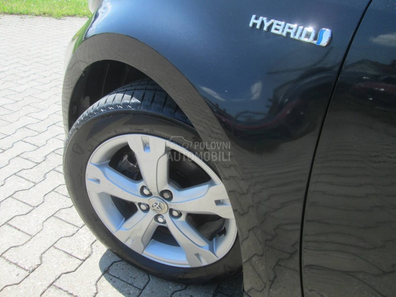 Toyota Yaris 1.5 HYBRIDE